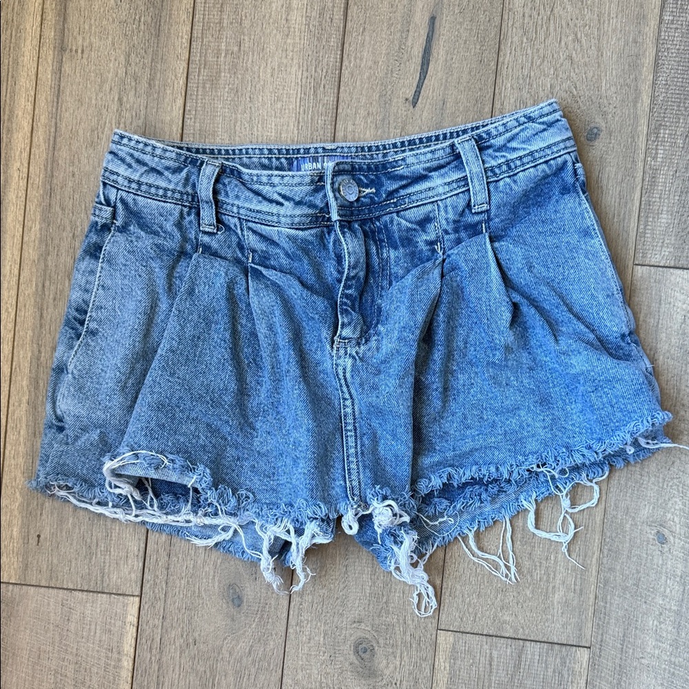 Urban Outfitters Mia Pleated Denim Skort 🌼